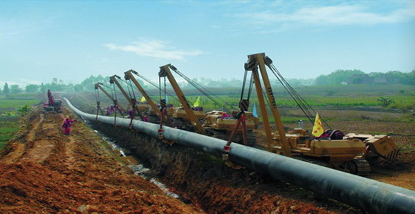 natural gas pipeline installation